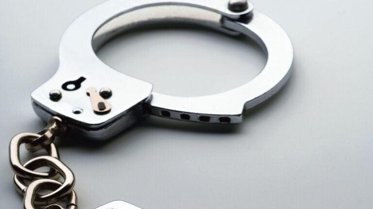 An Indian student arrested in us for publishing as a federal agent, Dupping 78 -year -old woman. What’s that? | The news today