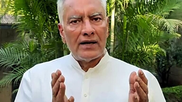 The main minister is “Outsourcing Pandjab’s Government to Delhi’s bosses”, says BJP’s boss