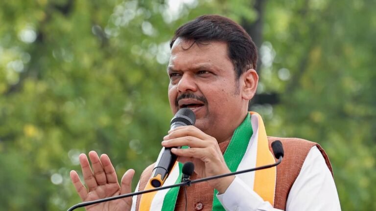 Fadnavis Slams SLBC for not taking steps against those looking for a score of cibil from farmers