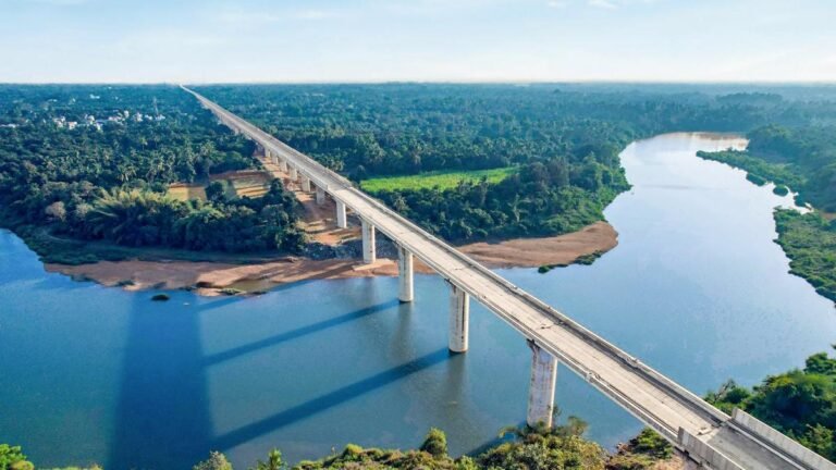 300 km of viaducts completed for a train project in Mumbai-Ahmedabad
