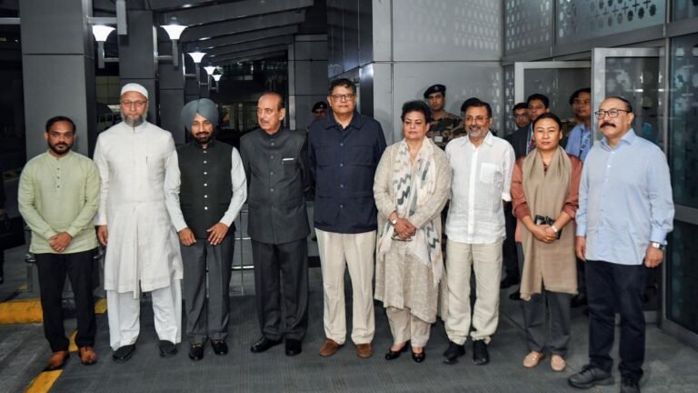 Owaisi in Bahrain, part of the parliamentary delegation on goi counterterrorism terrorism