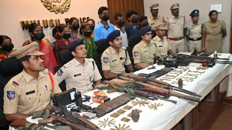 20 Maoists arrested, weapons and ammunition seized in the mulug district