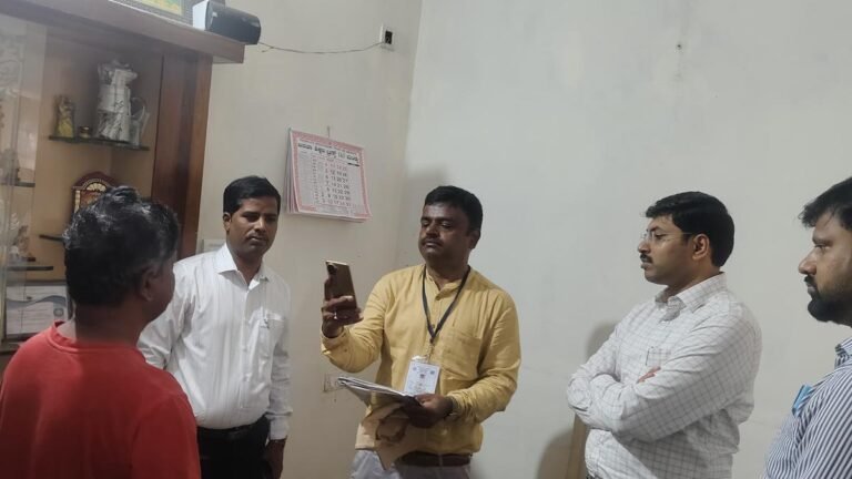 The officials said to speed up the SCS survey; Mandya Lags