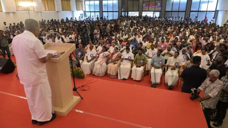 Pinarayi Blames Center for SC/ST Funds