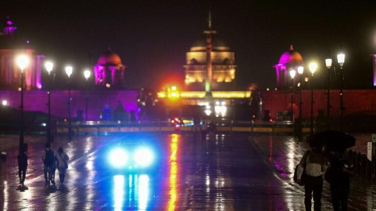 Weather update: IMD predicts rain and thunderstorms in Delhi, “Orange Alert” for Mumbai today | The news today