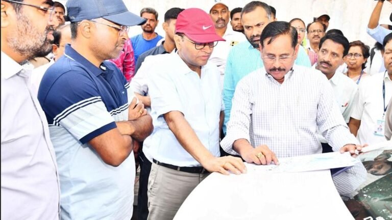 CS reviews for expanding roads for Metro Rail in Old Town