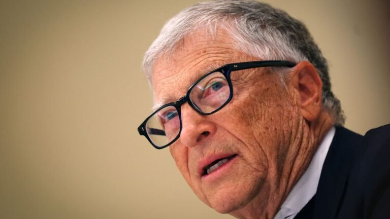 Bill Gates undertakes to distribute almost all wealth by 2045, fires Elon Muska for “Killing World’s poorest” | The news today