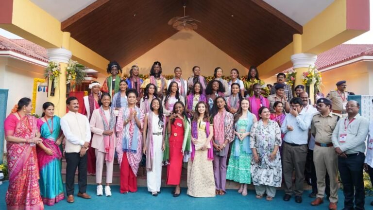 The competitor Miss World 2025 soaks into the cultural tapiserie TELANGANY in B Toodan Pojmlyly