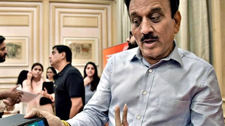 Bombay High Court orders youtubers to overthrow videos of slander about Girish mahajan