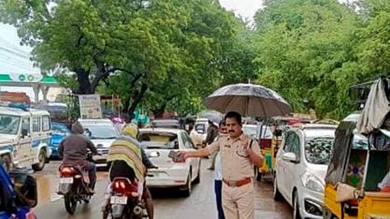 Sound warning to the district administration of Kurnool and Anantapur because the separation of Met predicts heavy rain