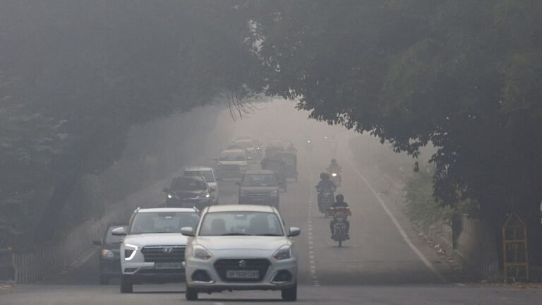 Delhi weather today: layer of dust blankets part of the national capital Watch | The news today