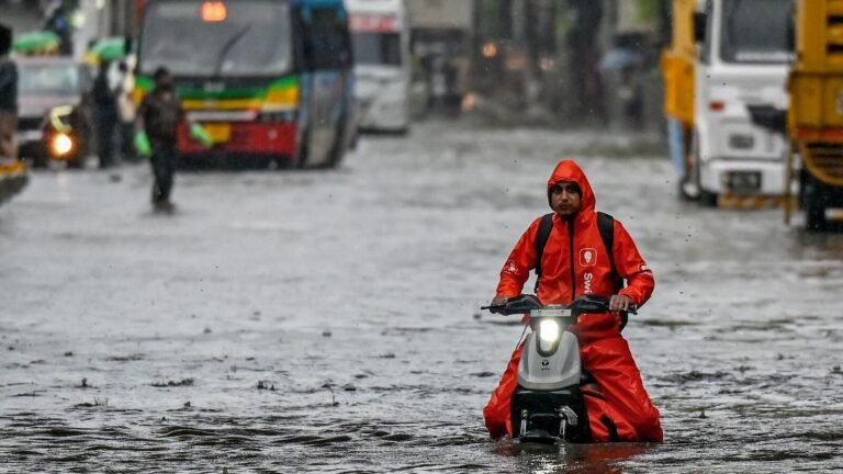IMD Problems “Warning of Danger” for Maharashtra, Karnataka, Delhi in the middle of the early start of the monsoon Details here The news today