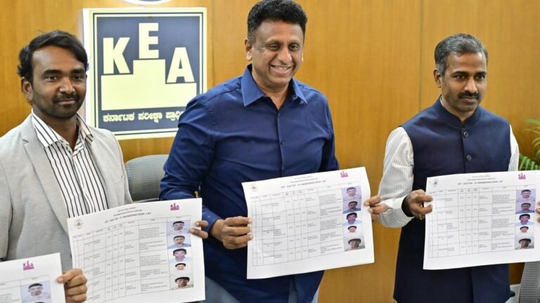 CBSE students dominate the top positions of the Kcet