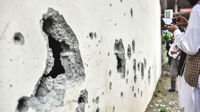 Big Breaking Drones seen in Gujarat’s Kutch, hours after agreement on the ceasefire in India-Pakistan | The news today