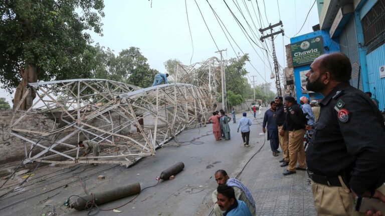 Pakistan: Storms triggers the flood, landslides in POK, khyber then thenhtunkhwa; 10 dead The news today