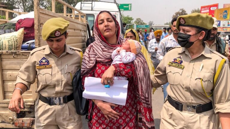 India allows Pakistani nationals to step out of the Attari border | The news today
