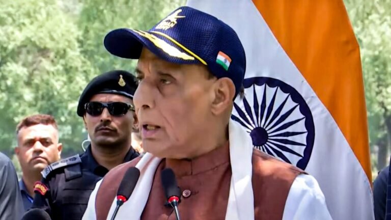 “I will be folded by Brave Jawans”: Minister of Defense Rajnath Singh in Srinagar J&K | Watch | The news today
