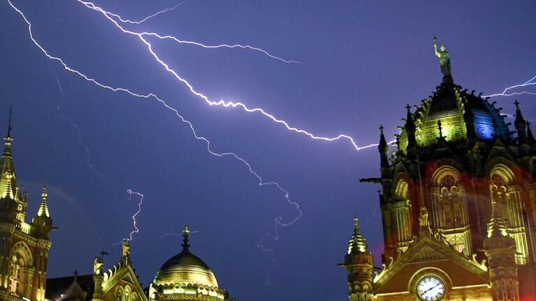 Mumbai Rains Today: Netizens urges BMC to set up “special classes of swimming”, as reported in many areas | The news today