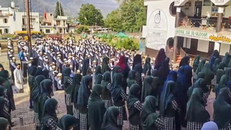 Schools in Poonch, the worst hit in military confrontation, re -opened only 16% of participation