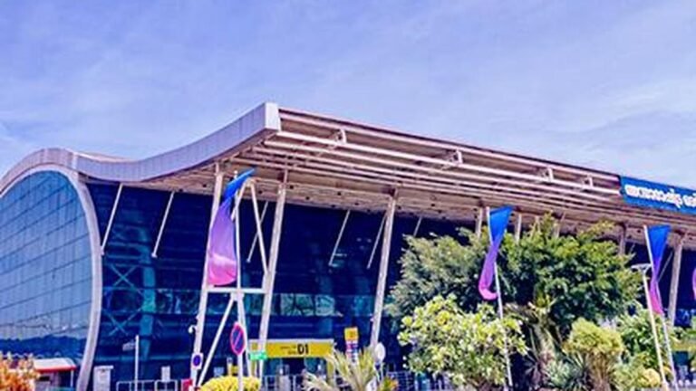 Bomb threat of the rock thiruvananthapuram airport before visiting PM