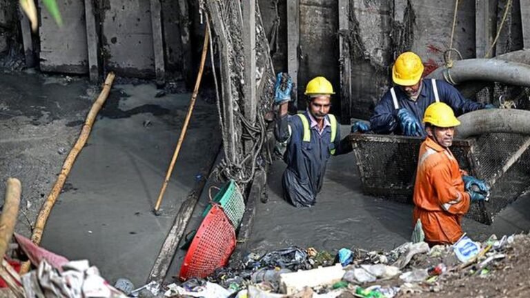 SHRC Directions to remove garbage from Amayizhanjan Canal