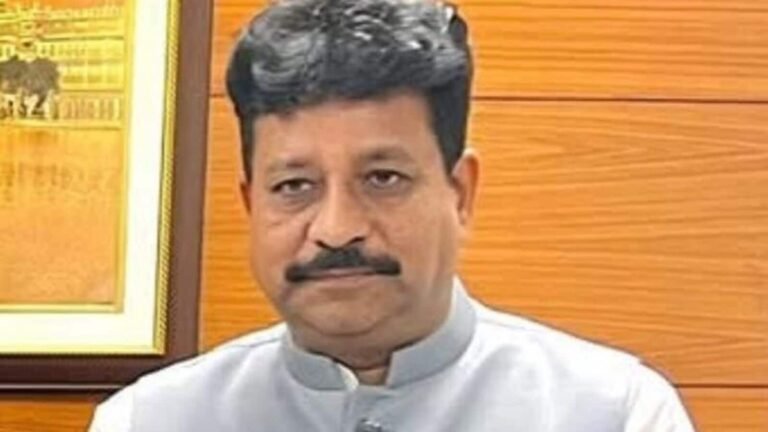 Pandjab AAP MLA Raman ARORA arrested by Vigilance Department after raids in its house in case of corruption | The news today