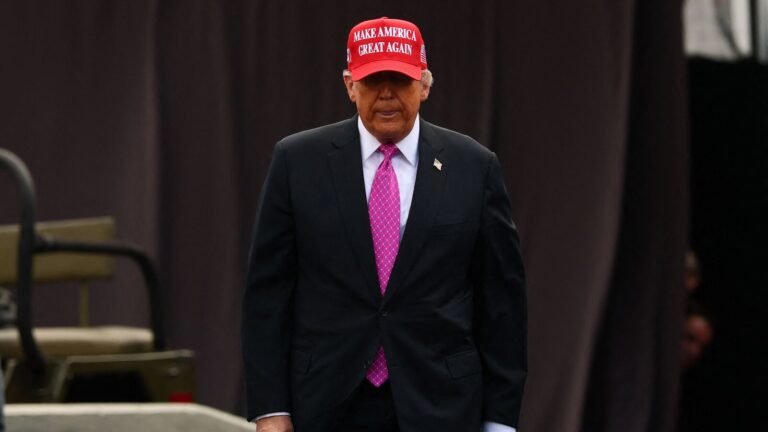 “Harvard has $ 52,000,000, use it”: Donald Trump prevents block on foreign students at the university The news today