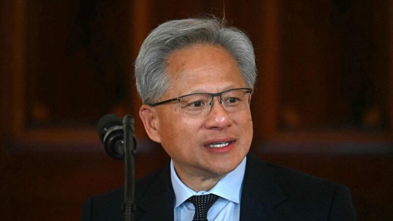 NVIDIA HUANG CEO is looking for a change in US rules for AI exports, China says growing to an impressive technical opponent | The news today