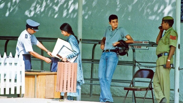 The US Embassy warns students in American universities to “always follow” these rules or risk “future capacity for visa” | The news today