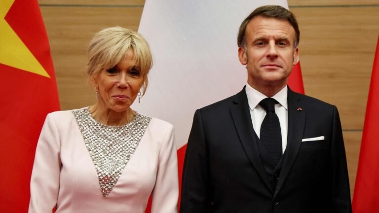 Playful pressure brigitte Macron on Emmanuel goes viral: about their romance, 25 -year -old age, net fortune | The news today