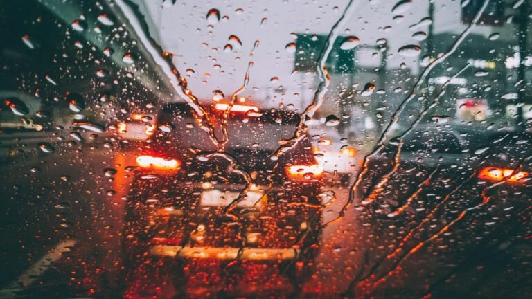 Weather today: IMD predicts heavy showers; Problems Orange Alert for Maharashtra, Andhra Pradesh, Bengal, 2 other states | The news today