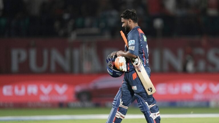 The confused Rishabh Pant forgot his best game: Sanjay Bangar