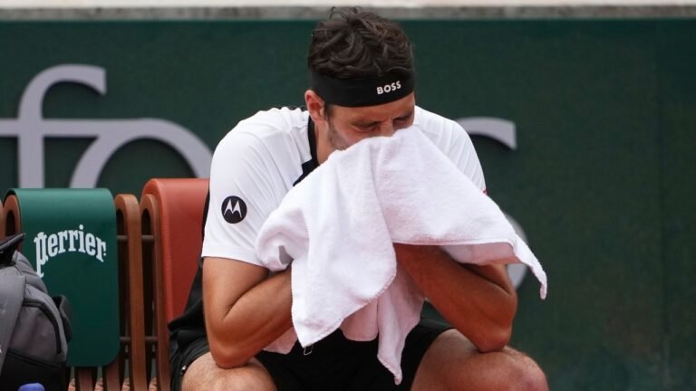 French Open 2025: 4. Seed Taylor Fritz amazed in the 1st round, Badosa Obs Osaka