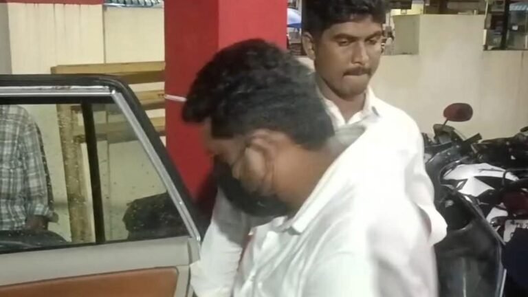 Two held for circulatory counterfeit notes in Amburbur