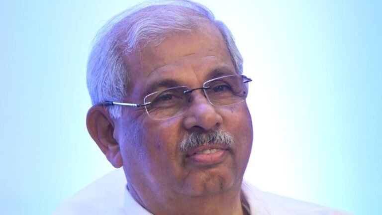 Kerala to include the responsibility of the governor, the restriction in the higher secondary curriculum in the middle of the reign