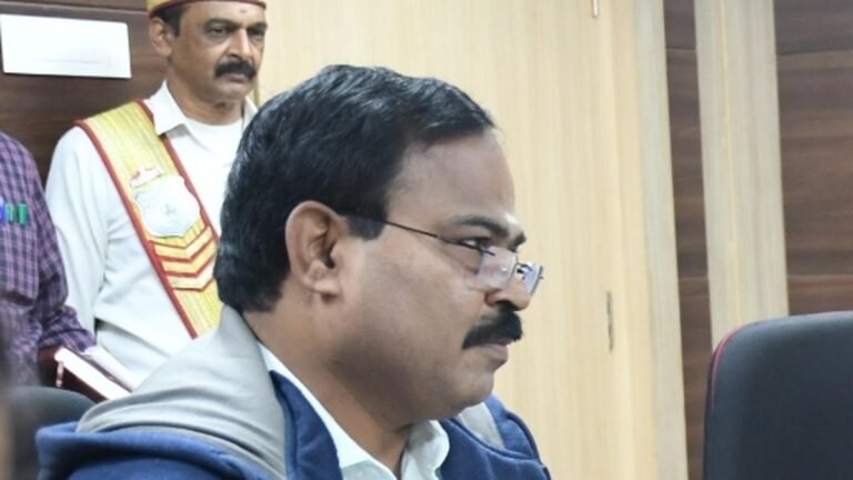 Over 50 IAS officers transmit the government of Tamil over 50; P. Sankar is a secretary of higher education