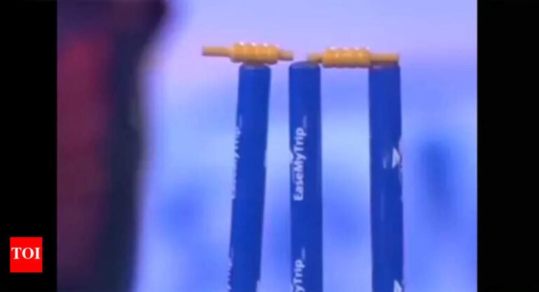 An unrealistic moment in cricket! Dough for 98 Bowled, but deposit does not fall; Referees broke into laughter – watch | Cricket messages – Times of India
