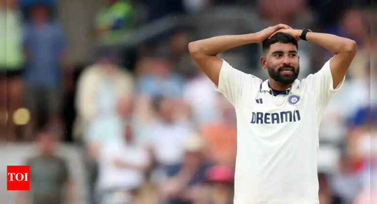 Inde vs Eng: DSP Mohammed Siraj turns detective! The bat in England grabs the dough and checks it during the headingley test – watch | Cricket messages – Tech Word News