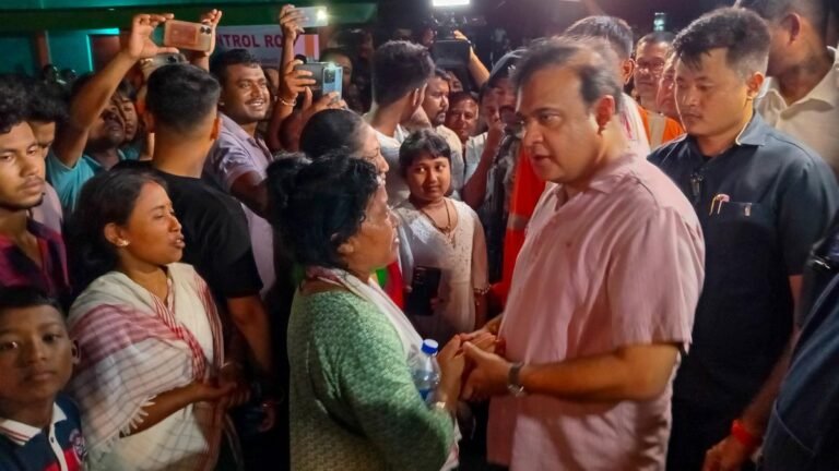 Residents over 500 meters of gas Assam Blowout Well recommended to return home