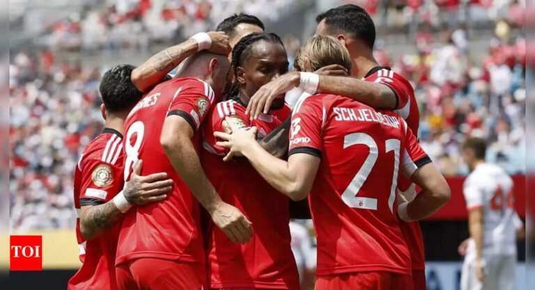 Benfica defeated Bayern; Minnows Auckland City Hold Boca Juniors | Football Messages – Tech Word News