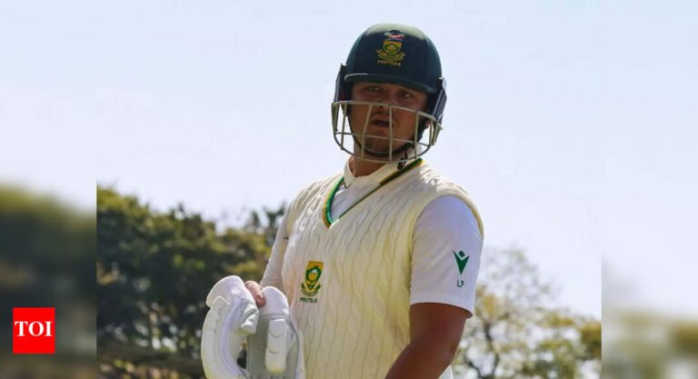 Watch: Or not outside? No sneck to confirm; Lhuan-Dre Pretorius causes a record knock | Cricket messages – Tech Word News
