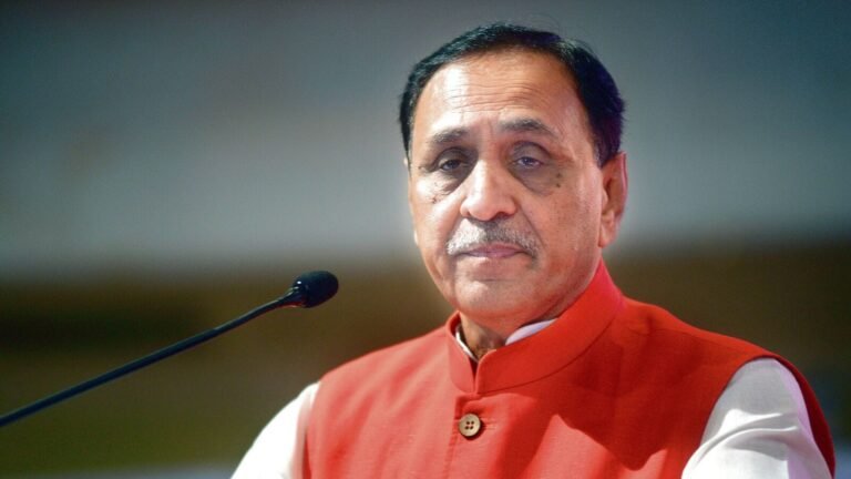 Air India Crash | DNA Comparing former cm Vijay Rupani, family reported: Gujarat Minister of Health Rushikesh Patel | Tech Word News