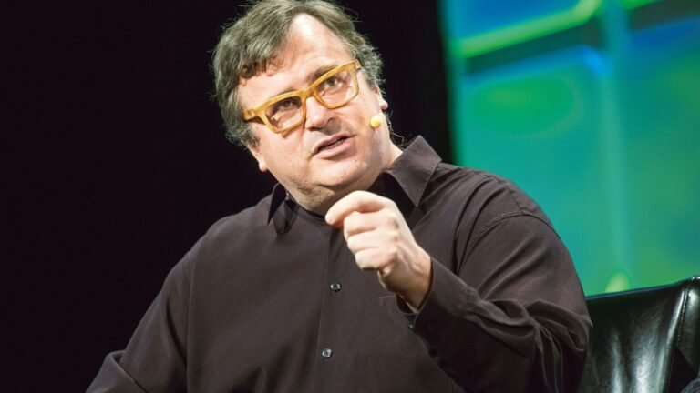 Co -founder LinkedIn Tip Reid Hoffman with graduates Gen Z: “AI you are extremely attractive” | Tech Word News