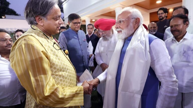 Shashi Tharoor Praise PM Modi reveals Rahul Gandhi: Bjp