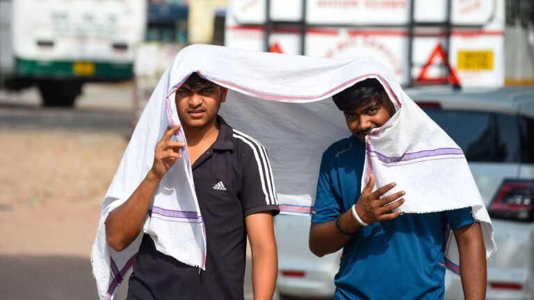 Delhi on Heatwave Red Alert As Bengaluru Bittles heavy rain; Check here the weather forecast IMD here today’s news