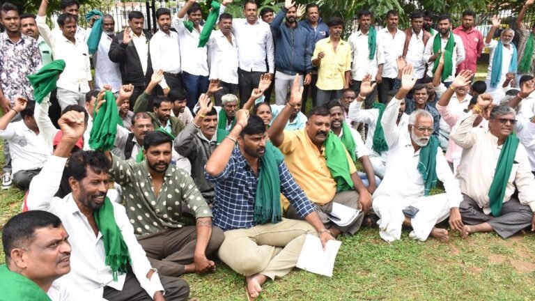 Farmers Stage protest protesting against the enemy plan to install HT Power Towers on agricultural land