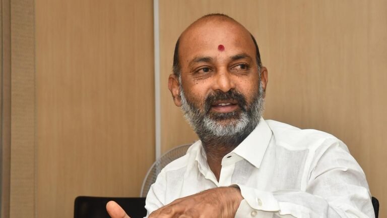 Bandi Sanjay dares to the Congress Government to look for a CBI phone inquiring to stand up for it “mastermind”