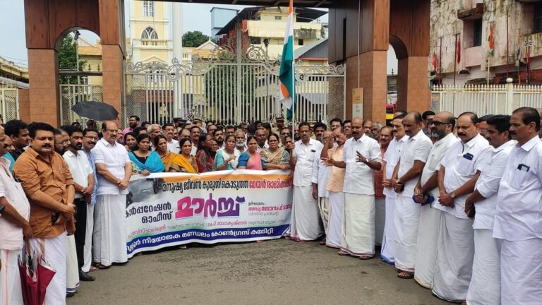 Disposal of roads in Thrissur: President DCC requires mayor’s resignation