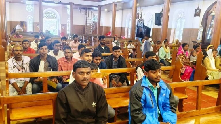 Munnar Church embarks on a Hindi journey as migrant workers are flocking to Mass