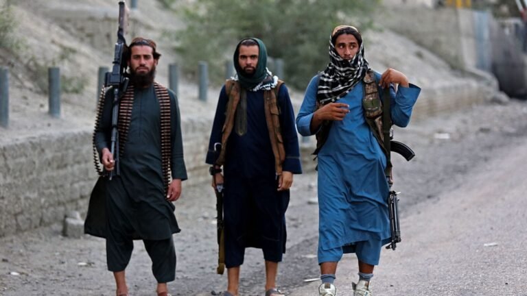 Pakistan: 16 soldiers killed in a suicide attack in the northwest Tech Word News